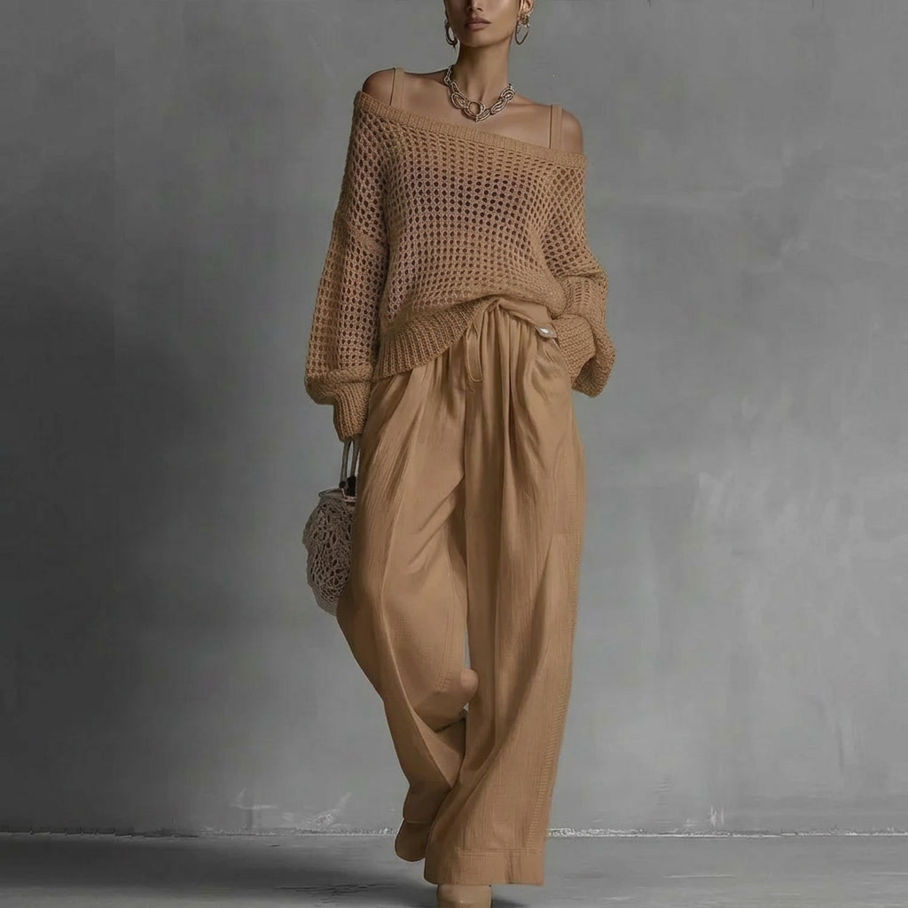 Bianca | Fluid Set with Exposed Shoulders